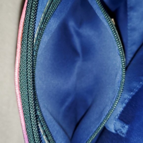 Artistic Expressions by Sharif Crossbody Bag Purse - Picture 14 of 16
